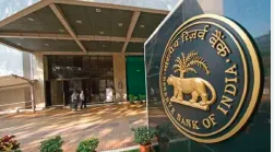 RBI का बड़ा फैसला: अब सभी बैंकों में सेविंग्स अकाउंट पर ₹1 लाख तक मिलेगा समान ब्याज!