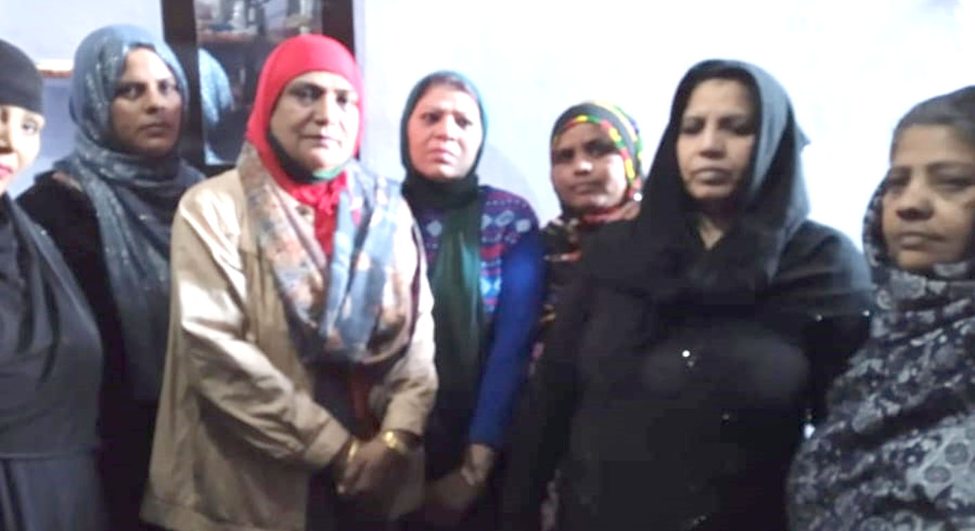 सहारनपुर: समाजवादी पार्टी महिला सभा ने घर-घर जाकर एसआईआर फॉर्म भरवाने की अपील की