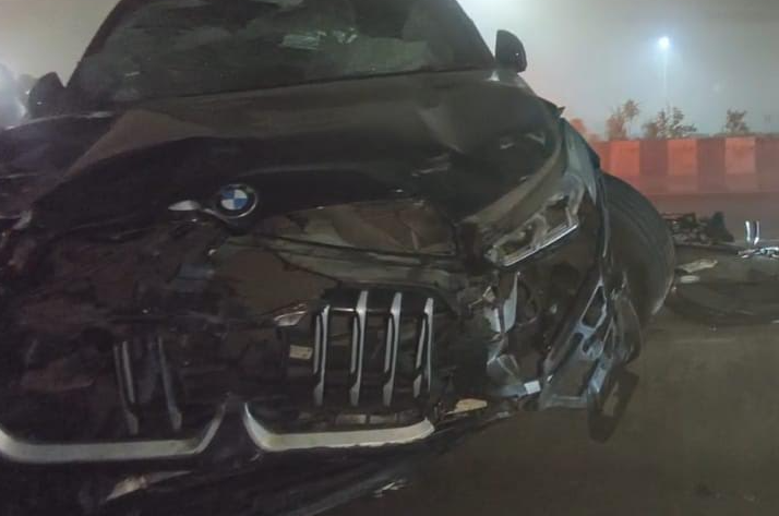 नोएडा में रफ़्तार का कहर: तेज रफ्तार BMW ने साइकिल सवार को कुचला, मौके पर मौत; दादरी में भी अज्ञात वाहन की टक्कर से जान गई