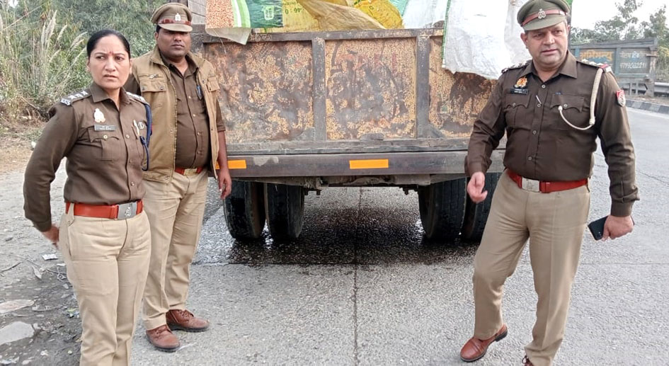 सहारनपुर में कोहरे के दौरान सड़क सुरक्षा बढ़ाने के लिए पुलिस ने चलाया विशेष अभियान