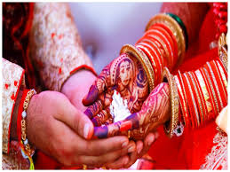 संभल में 'गजब' की बारात: दूल्हा एक दिन पहले ही निकला, रास्ते में कॉल आई- 'शादी आज नहीं, कल है!'