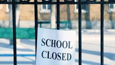 यूपी में अब 15 जनवरी तक बंद रहेंगे स्कूल, शिक्षकों को बुलाने वाले आदेश भी हुए निरस्त