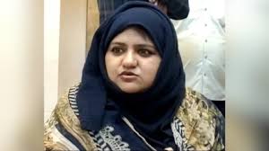 यूपी में सपा का प्रदर्शन: नीतीश-कमिशा और संजय निषाद के बयान के खिलाफ हंगामा, सुमैया राणा हाउस अरेस्ट