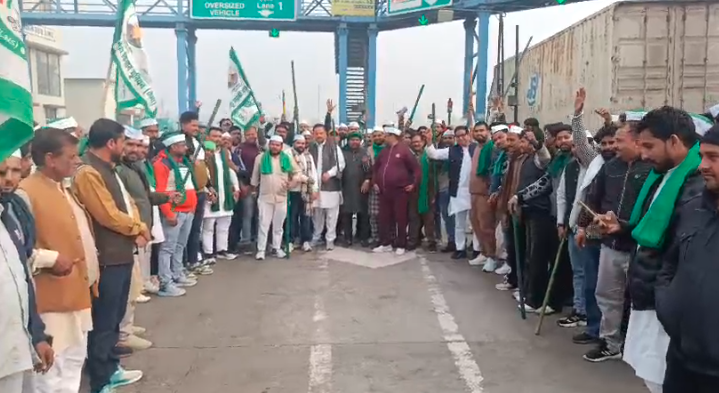 मुजफ्फरनगर: जागाहेड़ी टोल प्लाजा पर भाकियू तोमर का तांडव; तोड़फोड़ और हंगामे के बाद 18 नामजद, गाड़ियां सीज