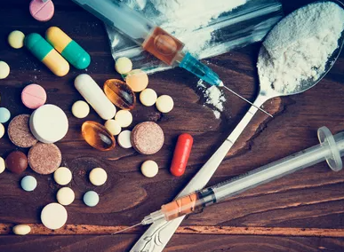 बड़ी खबरः मुजफ्फरनगर में नशीली दवाओं के खिलाफ बड़ा एक्शन, जिला परिषद मार्किट में ड्रग्स विभाग की ताबड़तोड़ छापेमारी