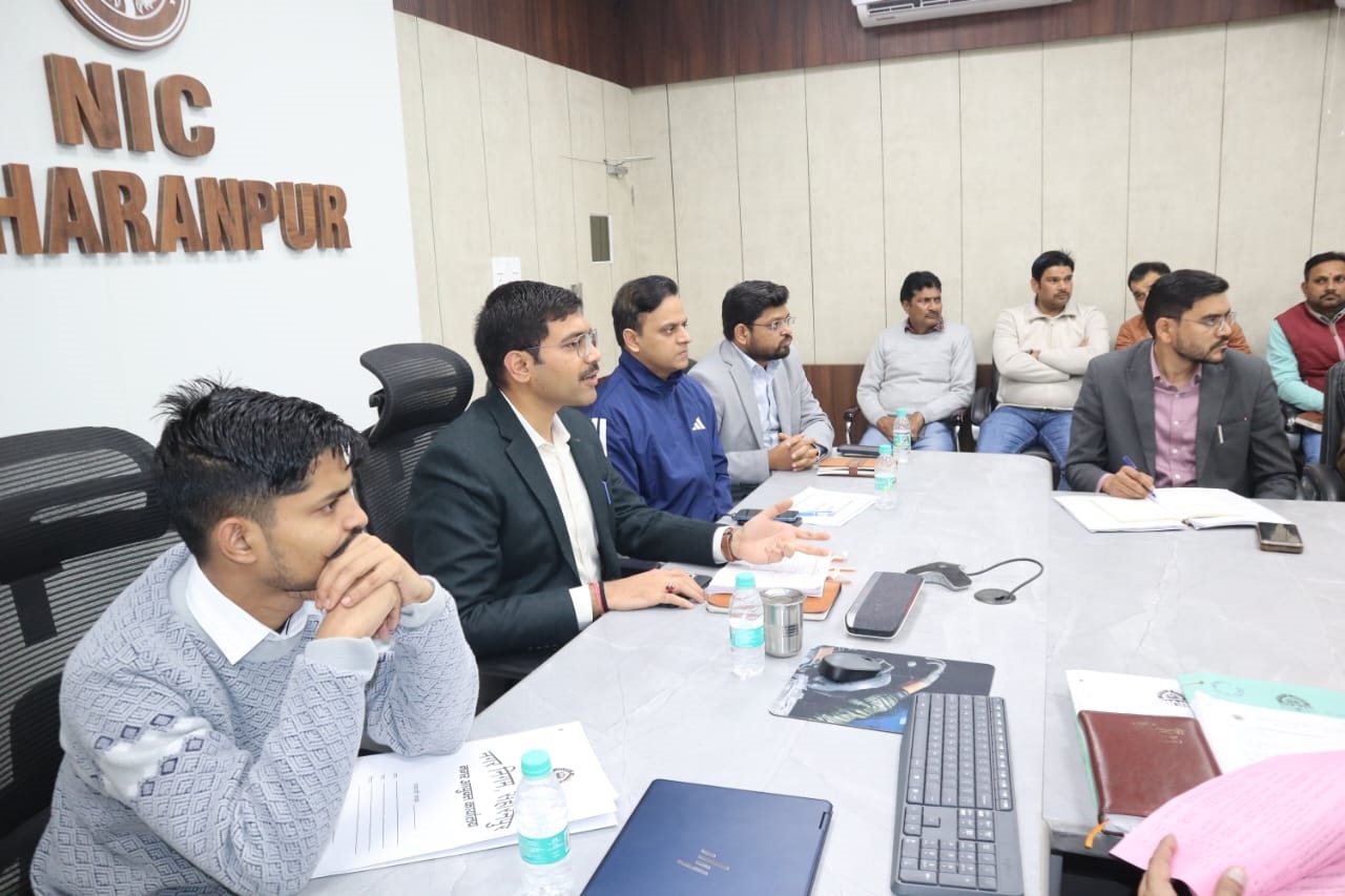 सहारनपुर: कोहरा और शीतलहर को लेकर डीएम मनीष बंसल सख्त, सड़कों के निरीक्षण के दिए निर्देश