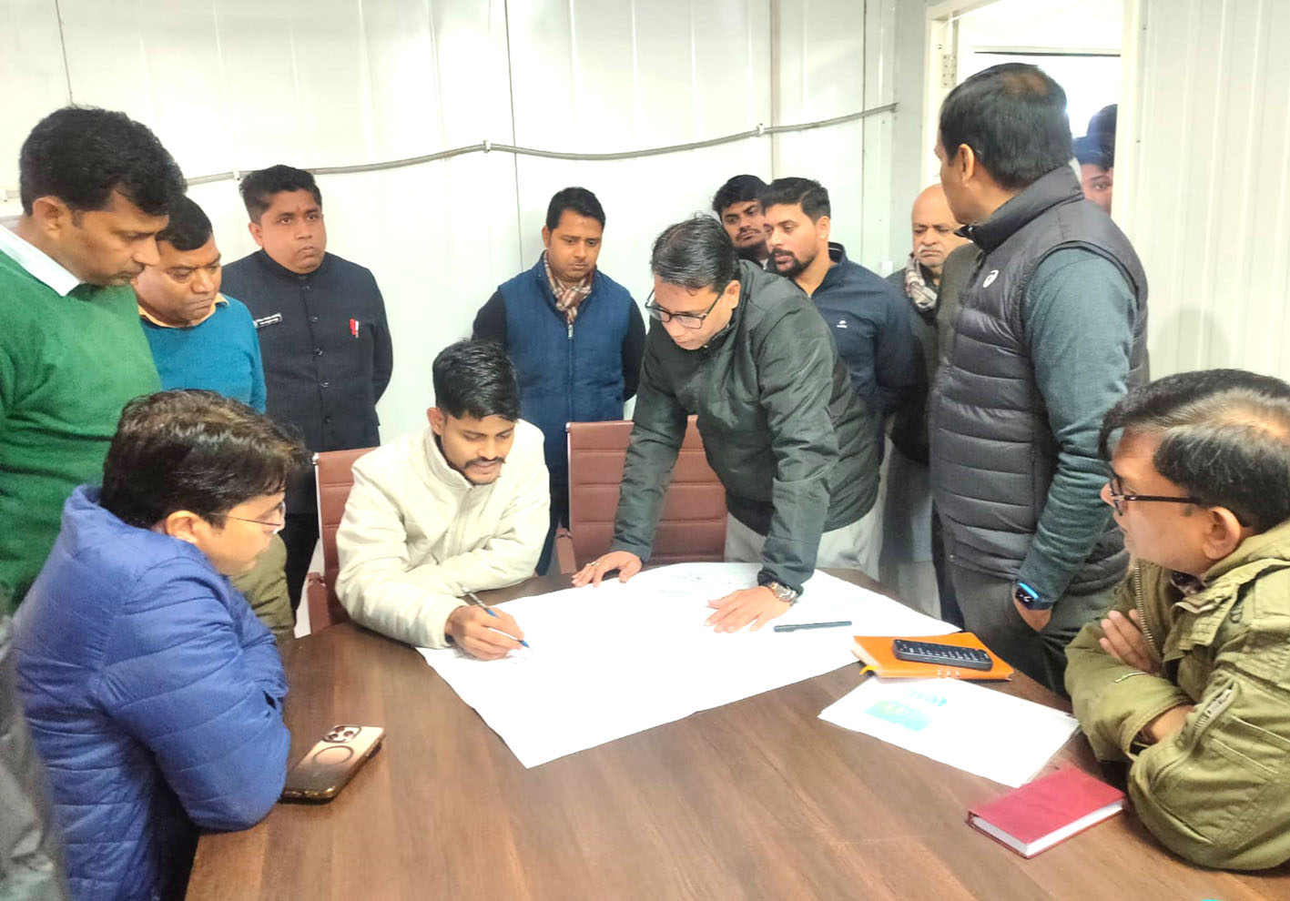 एसटीपी प्लांट परियोजना को समय से पूरा करें: नगरायुक्त