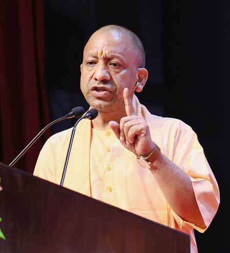 यूपी सरकार की डिजिटल क्रांति : गांव में होगी सिविल सर्विसेज की तैयारी, ग्राम पंचायतों में खोली जाएगी डिजिटल लाइब्रेरी