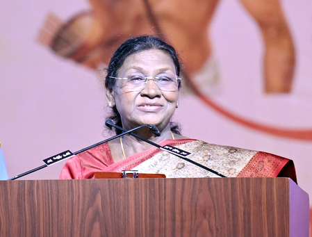  राष्ट्रपति द्रौपदी मुर्मू आज से 2 दिन के मणिपुर दौरे पर, नुपी लाल दिवस समारोह में होंगी शामिल; सुरक्षा कड़ी