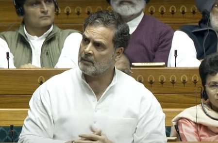 लोकसभा में राहुल गांधी का RSS पर बड़ा हमला: 'संघ सभी संस्थाओं पर कब्जा करना चाहता है, लोकतंत्र कमजोर हो रहा है'