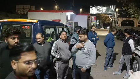 अलीगढ़ में पिता से पैसे ऐंठने के लिए बेटे ने फर्जी किडनैपिंग की रची साजिश, आधे घंटे में पुलिस ने कर दिया खुलासा 