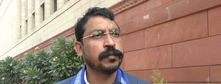 चंद्रशेखर आजाद का BJP पर हमला: ‘कब तक घुसपैठियों के नाम पर चुनाव जीतना चाहेंगे?’