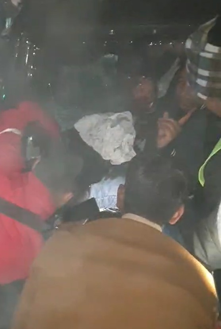 मथुरा: घने कोहरे में बरेली हाईवे पर भीषण एक्सीडेंट, 4 वाहन आपस में टकराए, 6 घायल 