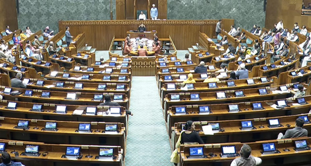 लोकसभा में हंगामा, विपक्ष की मांग- 'जी राम जी' बिल को स्थायी समिति या जेपीसी को भेजा जाए 