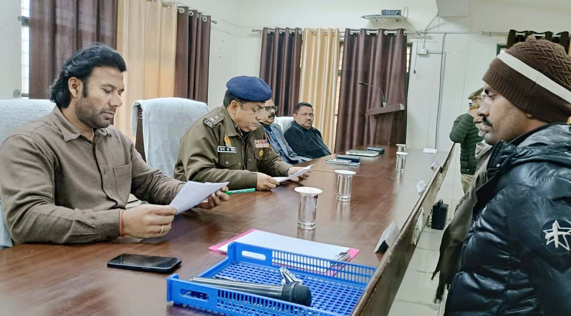 शामली: तीनों तहसीलों में संपूर्ण समाधान दिवस आयोजित, फरियादियों की समस्याओं का शीघ्र निस्तारण सुनिश्चित