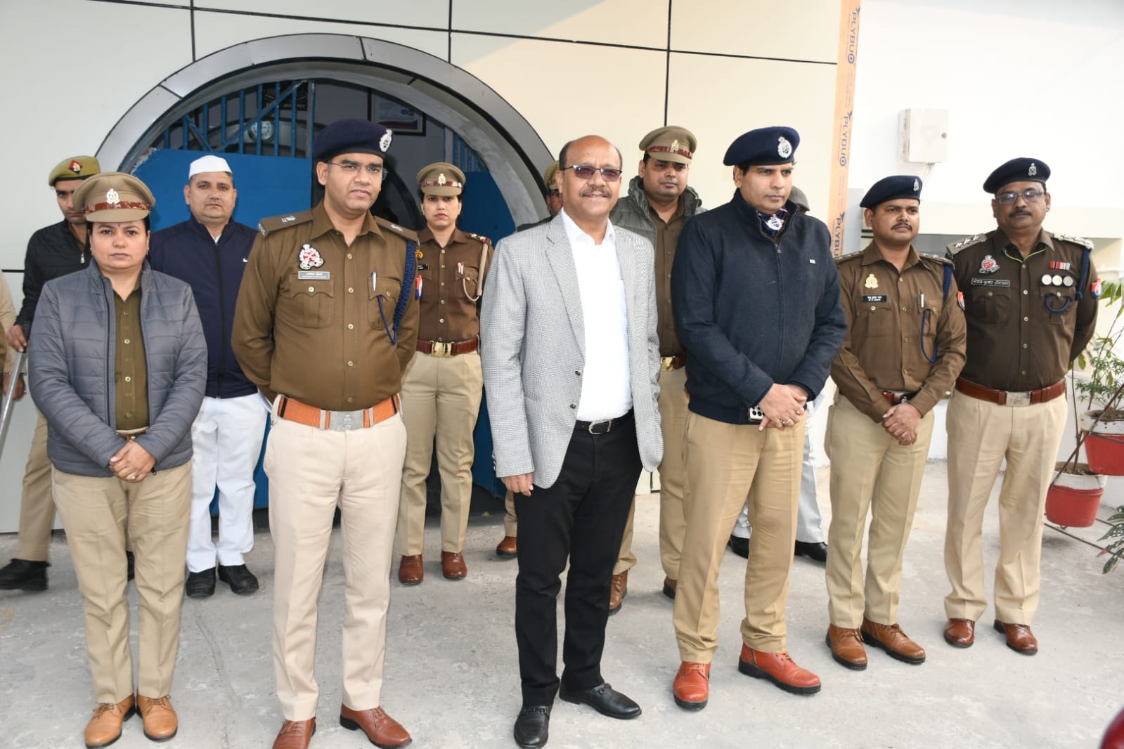 मुजफ्फरनगर: जिलाधिकारी और एसएसपी ने जिला कारागार का किया निरीक्षण, बंदियों की सुविधाओं व सुरक्षा व्यवस्था की समीक्षा