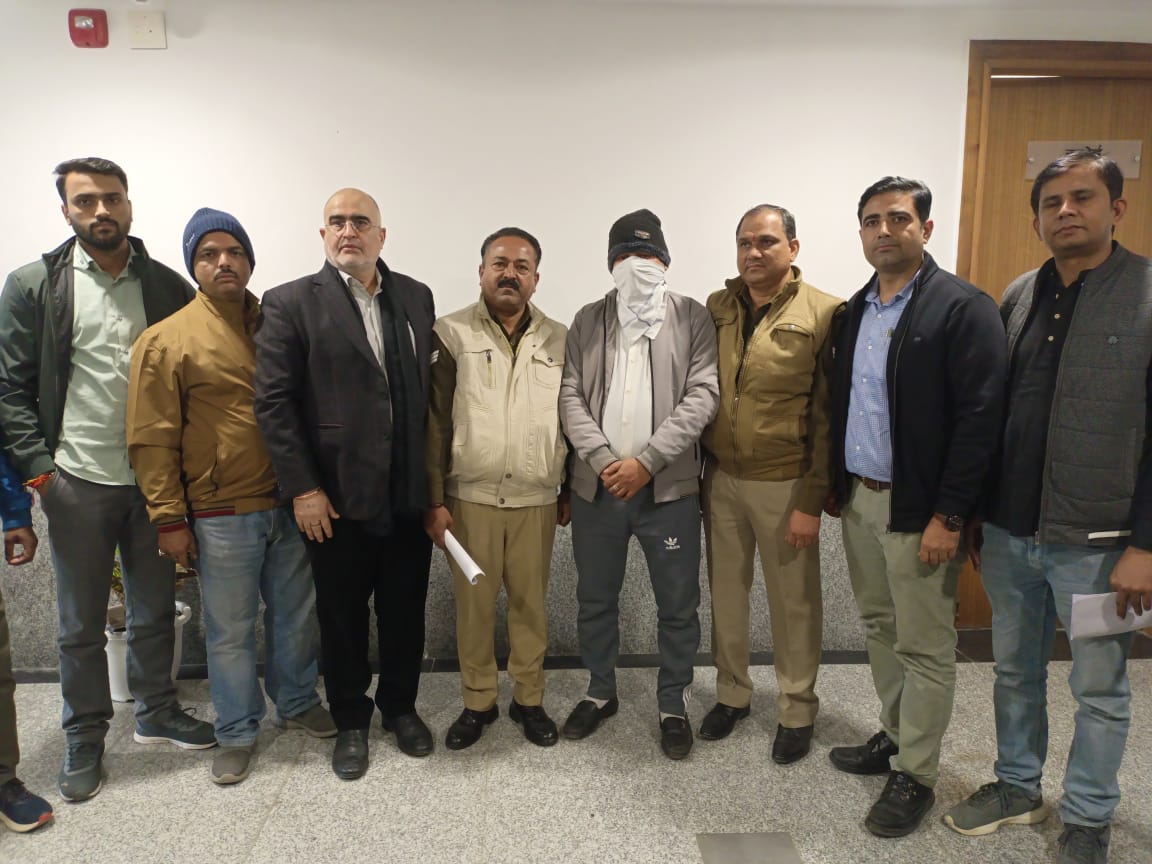 गाजियाबाद में ₹410 करोड़ का महाघोटाला: वकील चला रहा था CGST चोरी का गैंग, ₹73 करोड़ की धोखाधड़ी