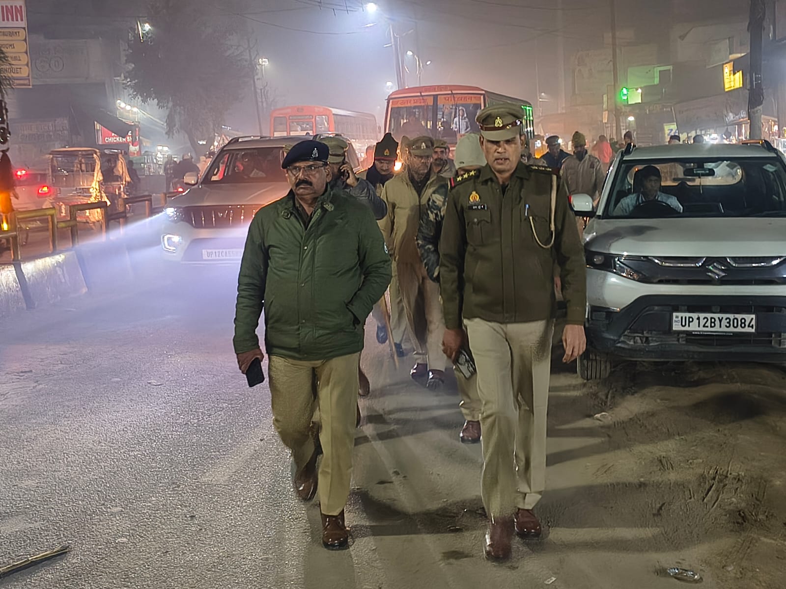 एसएसपी के नेतृत्व में मुजफ्फरनगर पुलिस ने सड़कों पर संभाला मोर्चा: पैदल गश्त कर दिलाया सुरक्षा का भरोसा