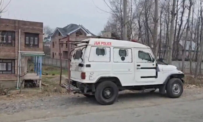 दिल्ली ब्लास्ट केस: NIA का कश्मीर घाटी में बड़ा एक्शन, 'व्हाइट-कॉलर' मॉड्यूल से जुड़े होने के शक में 10 ठिकानों पर छापेमारी