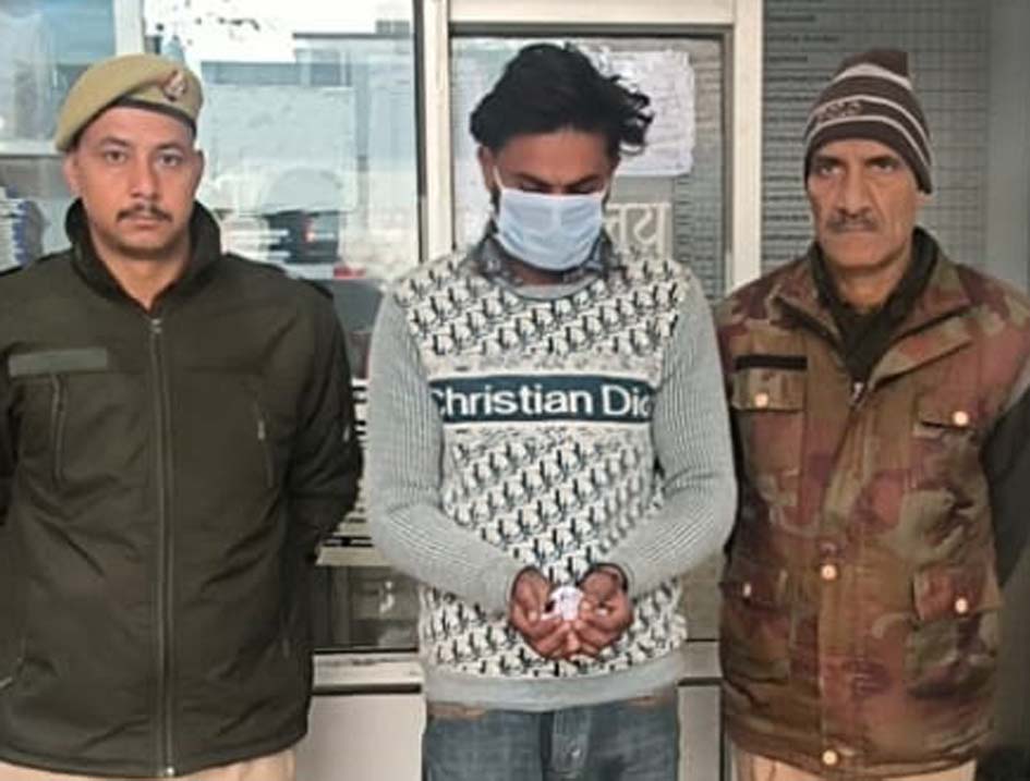 सहारनपुर: 'ऑपरेशन सवेरा' के तहत पुलिस को बड़ी कामयाबी, ₹2.10 लाख की स्मैक के साथ तस्कर गिरफ्तार