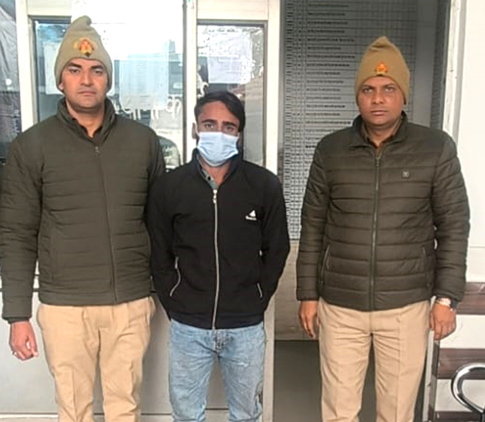 सहारनपुर पुलिस को बड़ी कामयाबी: फैक्ट्री में चोरी करने वाला शातिर 'नोना' गिरफ्तार, चोरी का सारा सामान बरामद