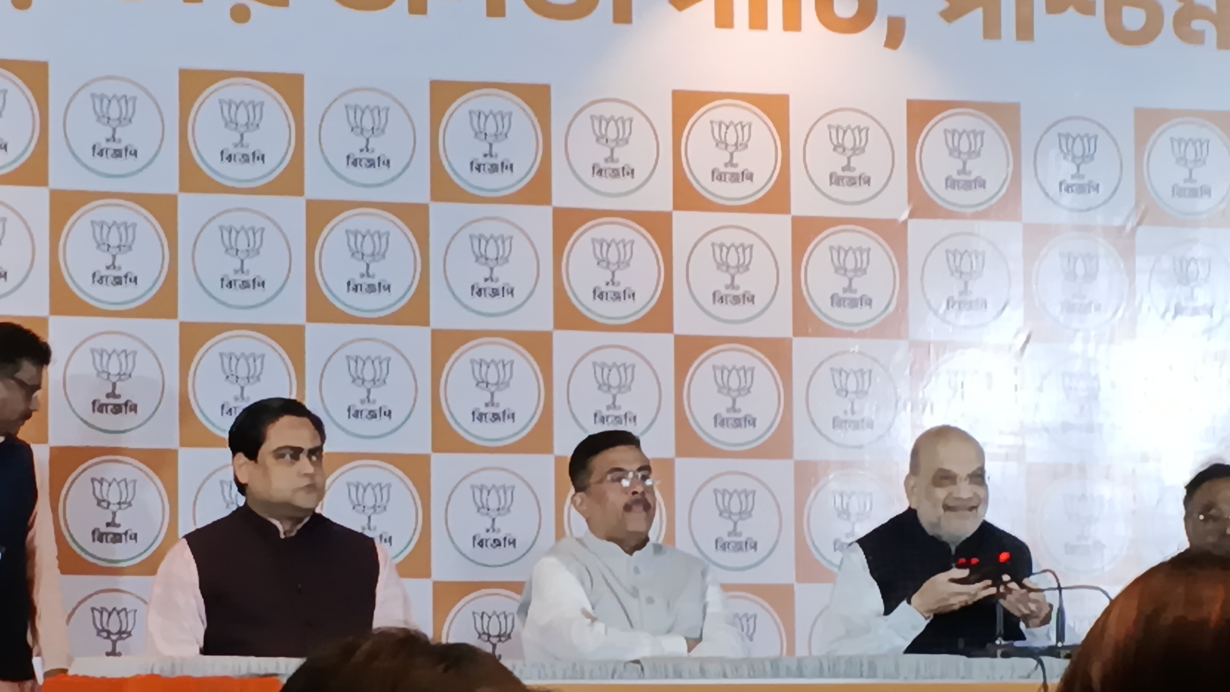 कोलकाता में केंद्रीय गृह मंत्री अमित शाह का बड़ा हमला, बोले– बंगाल बदलाव के लिए तैयार, 2026 में भाजपा की सरकार तय