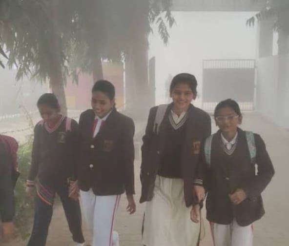 शीत लहर के मद्देनजर फर्रुखाबाद में नर्सरी से इंटर तक के सभी स्कूल दो दिन रहेंगे बंद