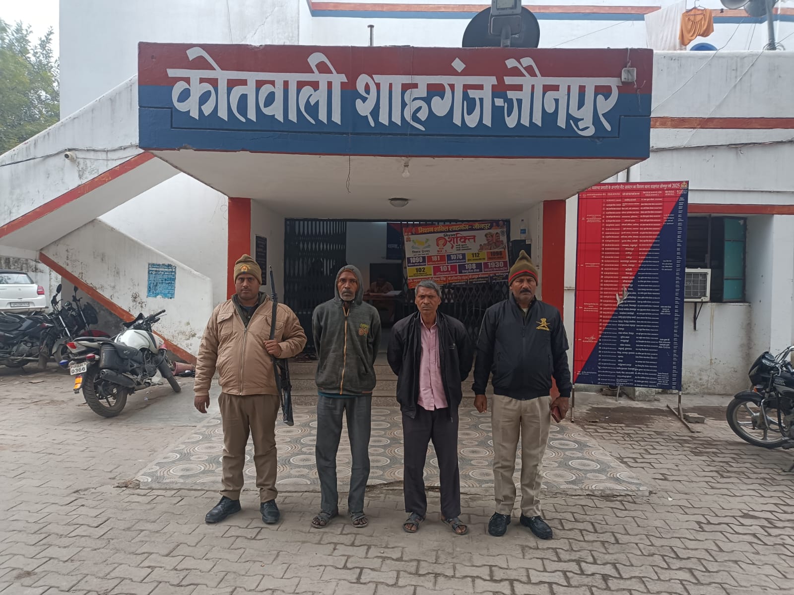 फर्जी जमानत गिरोह का भंडाफोड़, दो पेशेवर जमानतदार गिरफ्तार