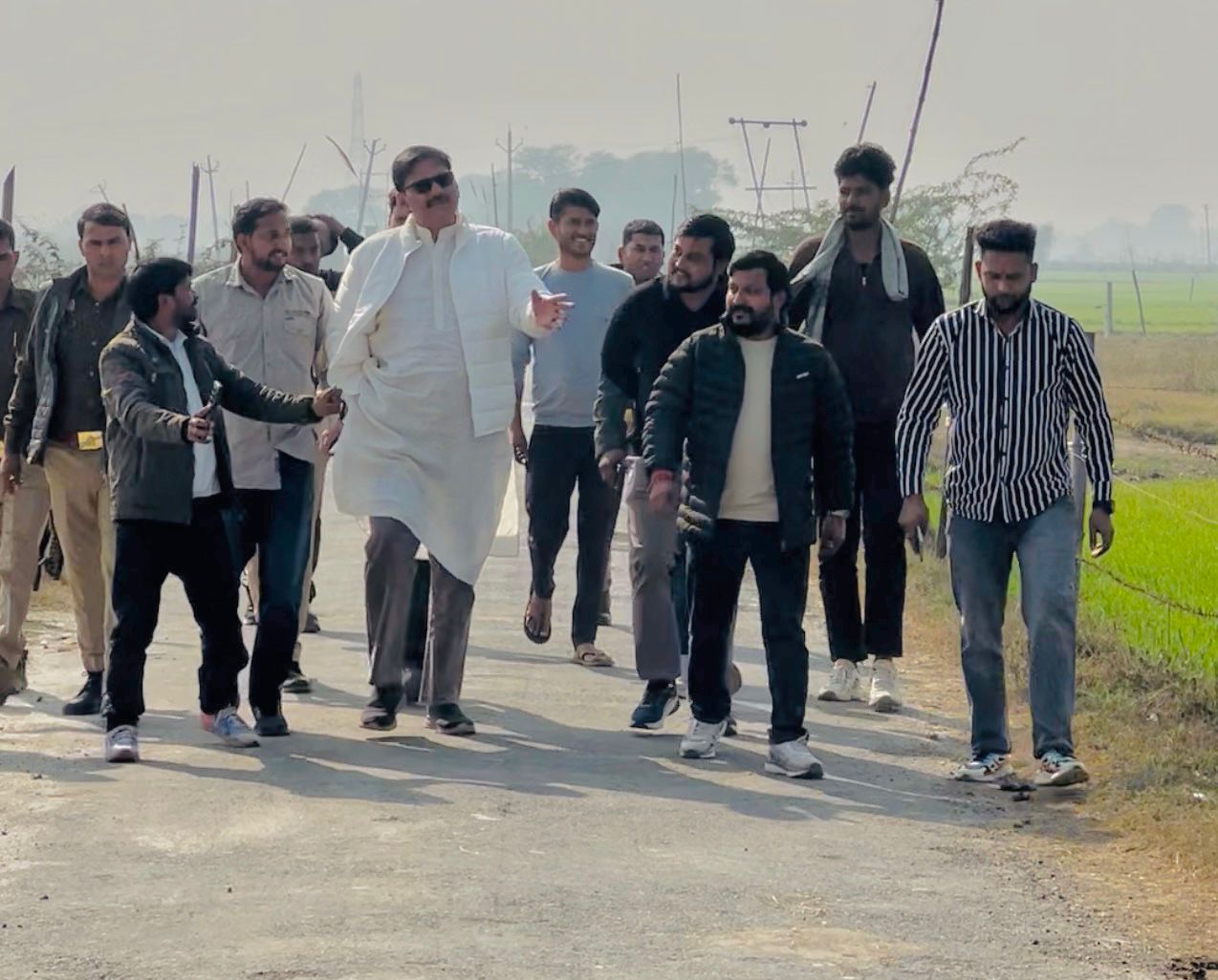 जेवर विधायक ने 12 करोड़ की सड़क परियोजना की स्वीकृति पर मुख्यमंत्री योगी आदित्यनाथ का धन्यवाद किया