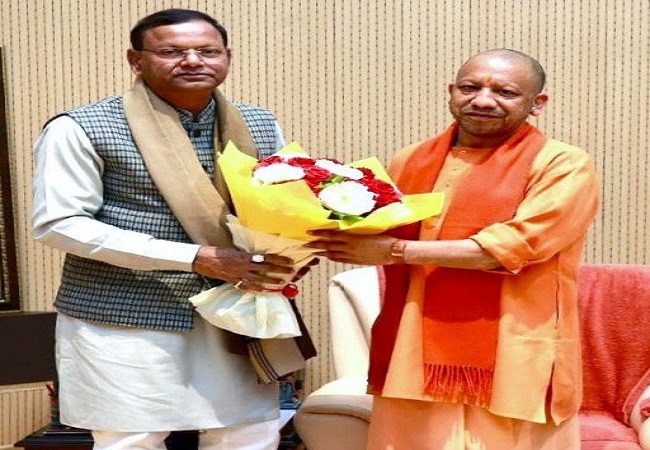 UP BJP अध्यक्ष पंकज चौधरी ने मुख्यमंत्री योगी से की मुलाकात, संगठनात्मक मुद्दों पर हुई चर्चा, 2027 चुनाव की तैयारी तेज
