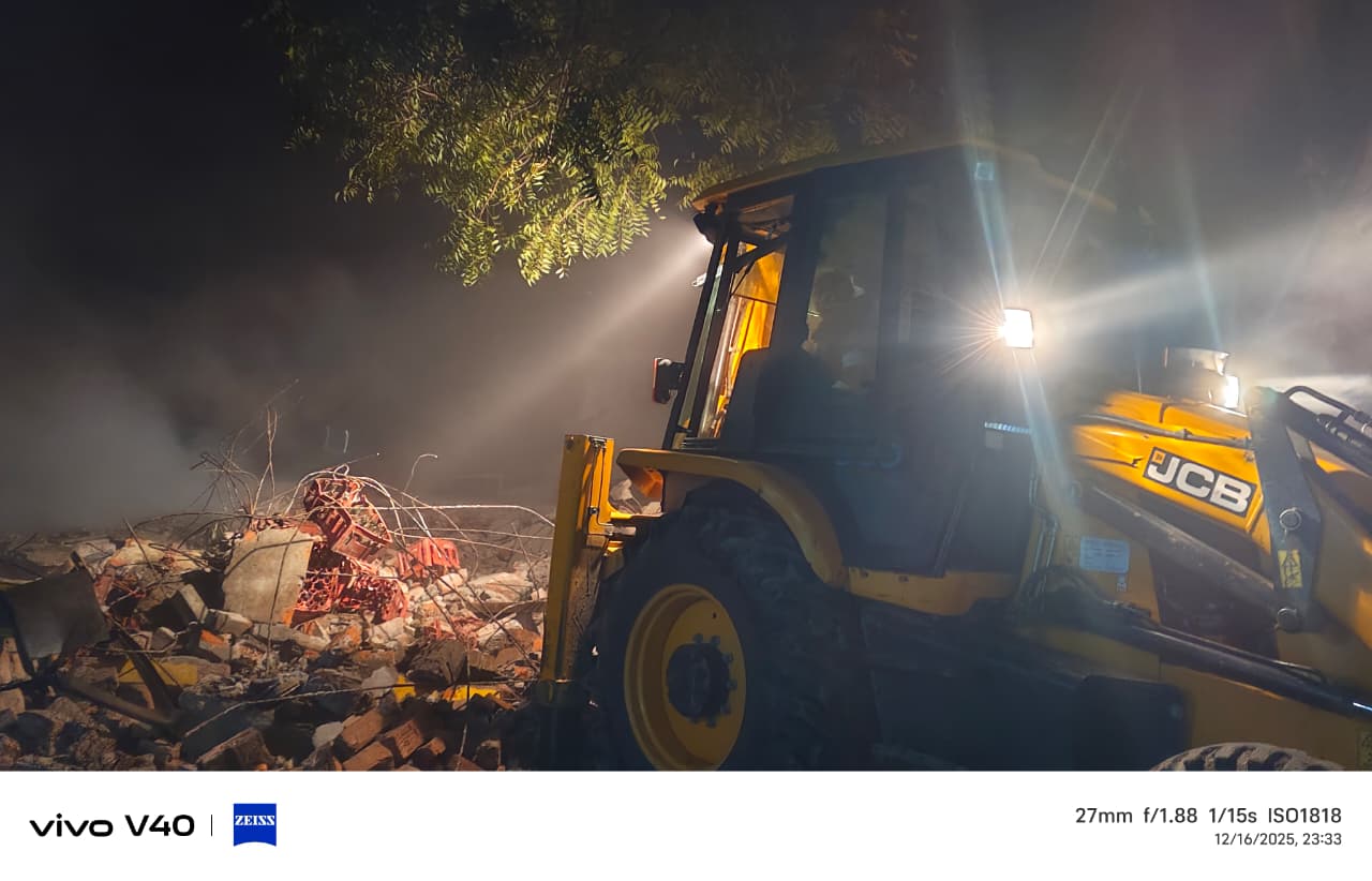 अमेठी में बंद गोदाम में भीषण विस्फोट, एक की मौत, एक घायल