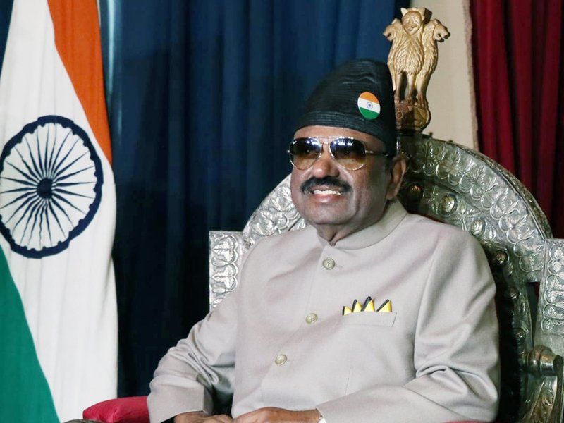 मेसी के कार्यक्रम में हुई  भगदड़ काे लेकर राज्यपाल ने दिए आयोजकों व पुलिस के खिलाफ सख्त कार्रवाई के निर्देश