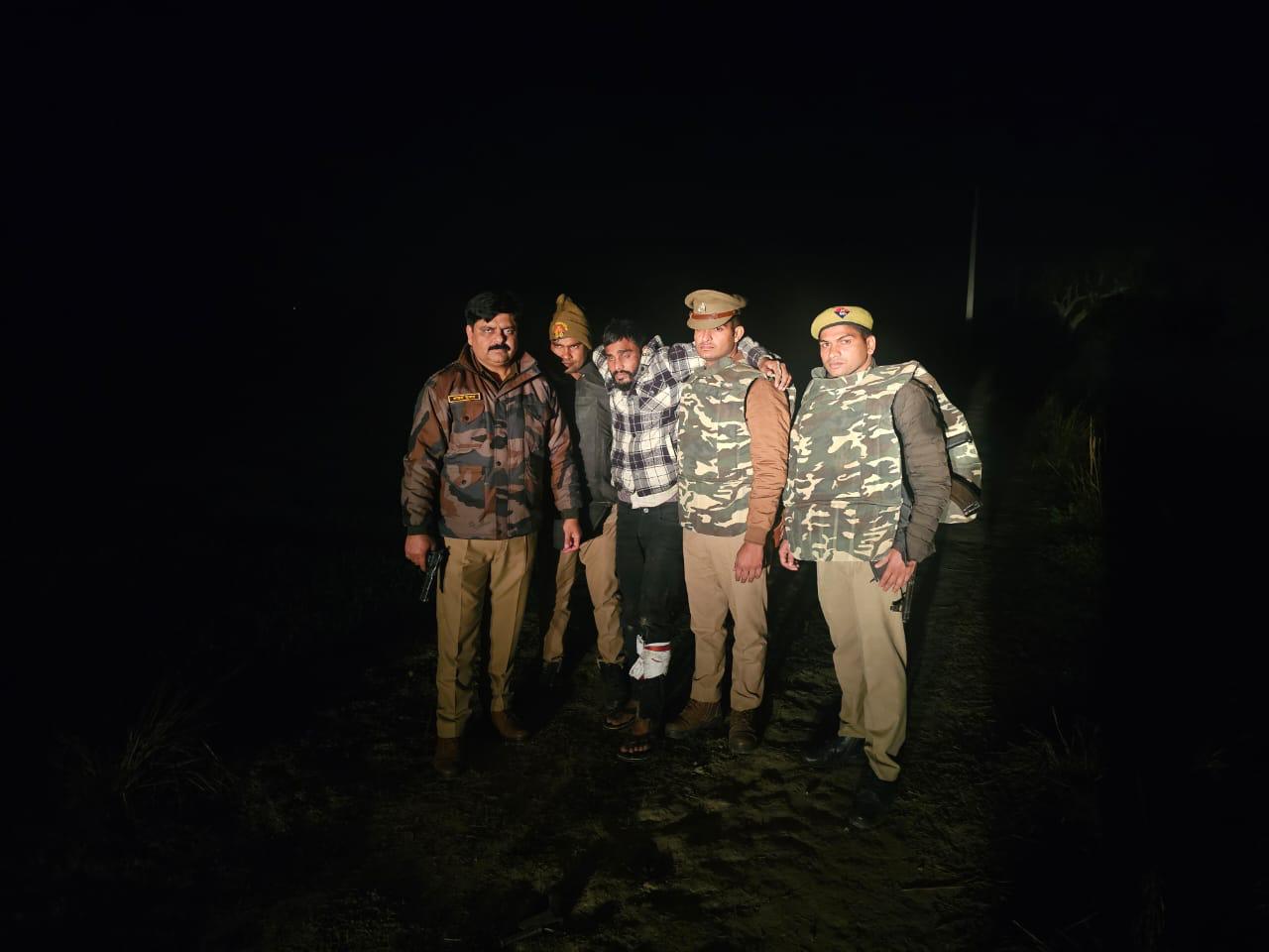 बलिया: मुठभेड़ में अपहरणकर्ता के पैर में लगी गोली, गिरफ्तार