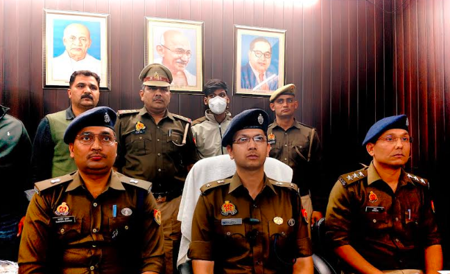 नोएडा: ई-स्कूटी लीज स्कीम के नाम पर 85 हजार की ठगी, पुलिस ने दो शातिर अभियुक्त गिरफ्तार