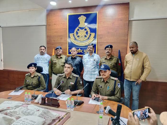 मध्‍य प्रदेश : पुलिस ने किया खुलासा, पिता ने ही करवाई थी भाजपा मंडल उपाध्यक्ष की हत्‍या