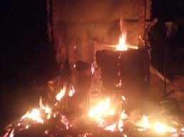 दिल्ली : विवेक विहार में घर में आग लगने से एक शिशु की मौत, बहन घायल