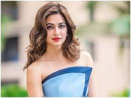 कृति खरबंदा ने व्हाट्सऐप स्कैम पर दी चेतावनी: फैंस से कहा- 