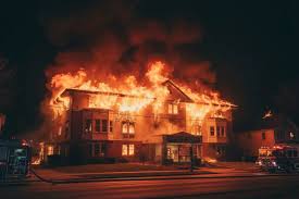 इंडोनेशिया में भीषण अग्निकांड: मनाडो के नर्सिंग होम में आग से 16 की मौत, सुरक्षा मानकों पर उठे सवाल