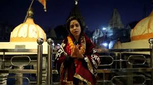 नए साल से पहले नुसरत भरुचा ने बाबा महाकाल के दर्शन कर लिया आशीर्वाद