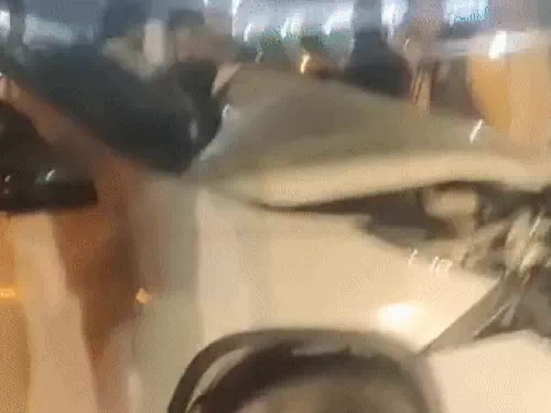 दिल्ली–मुंबई एक्सप्रेसवे पर अज्ञात वाहन की टक्कर से कार खाई में गिरी, दो युवकों की मौत