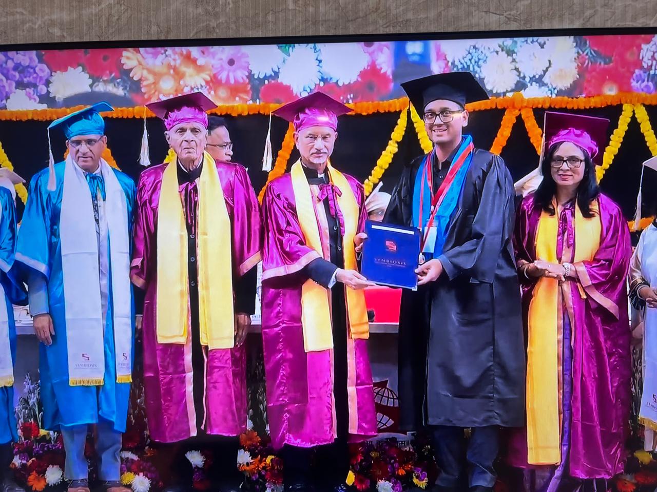 मुज़फ्फरनगर के अनन्त जैन को विदेशमंत्री जयशंकर ने सौंपा स्वर्ण पदक, जिले में हर्ष का माहौल