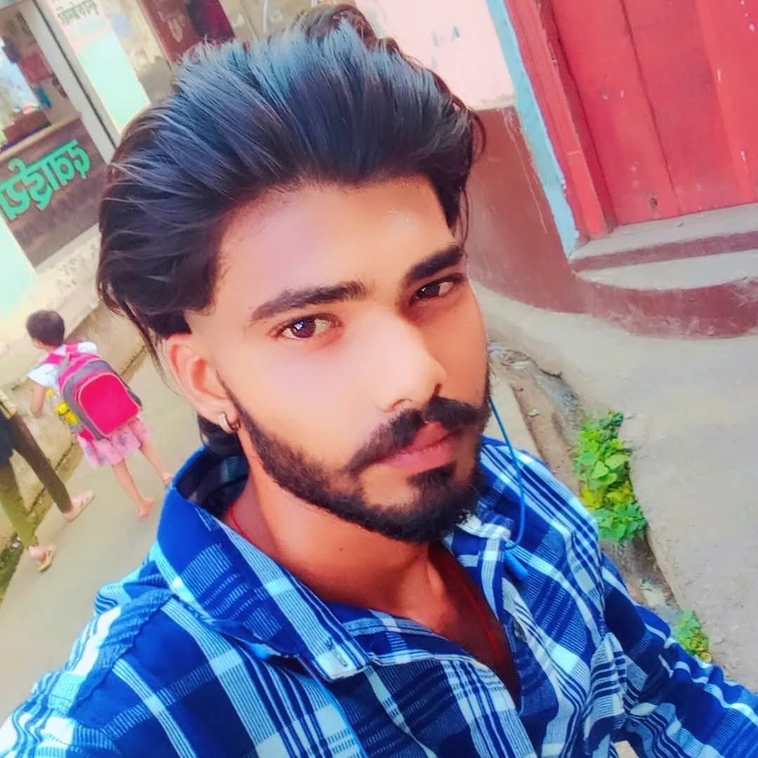 बागपत में सनसनी: एकतरफा प्यार में युवती की हत्या कर प्रेमी ने भी दे दी जान ; गांव में मातम