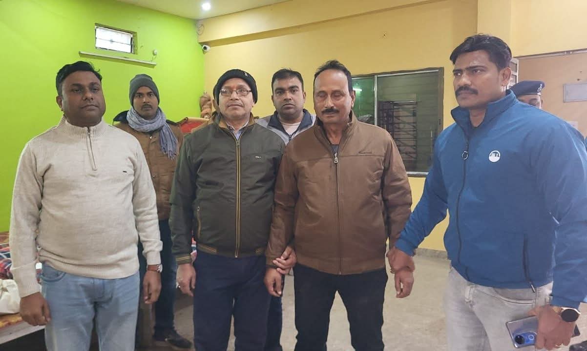 बिहार के सिवान में थाने का एसआई रिश्वत लेते रंगे हाथ गिरफ्तार..पुलिस महकमे में हड़कंप