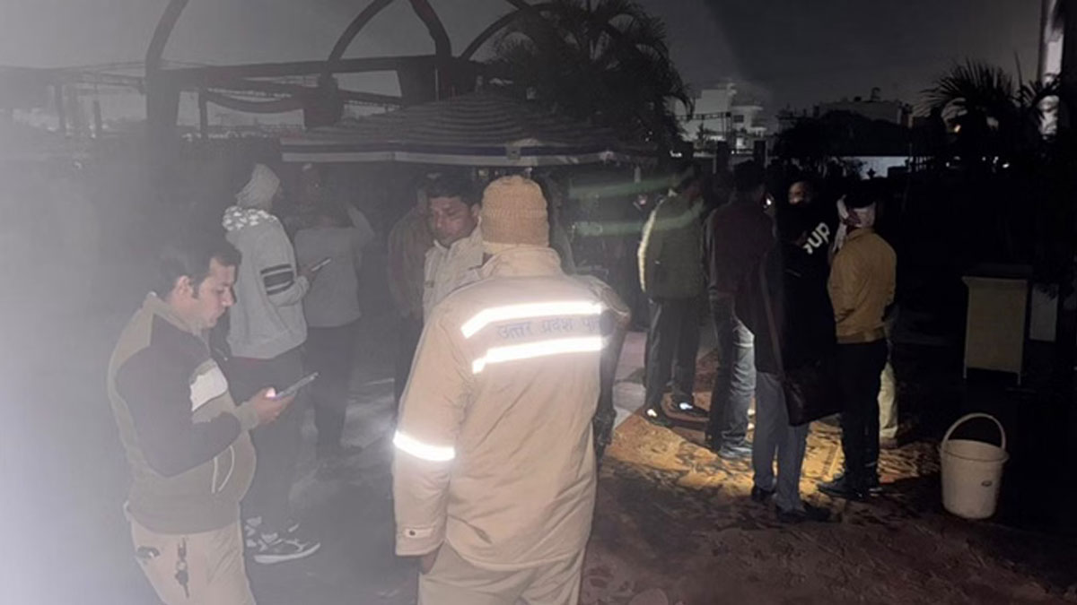 उत्तराखंड सीमा से सटे होटल में अचानक भीषण आग-40 लोग धुएं में फंसे, रातभर चले रेस्क्यू अभियान ने सभी की जान बचाई
