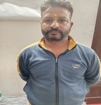 मेरठ: जन्मदिन पार्टी में हर्ष फायरिंग के आरोपी को सदर बाजार पुलिस ने गिरफ्तार