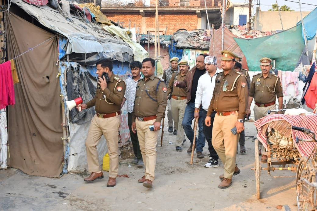 मेरठ: एसएसपी के निर्देश पर बाहरी राज्यों के निवासियों का विशेष सत्यापन अभियान