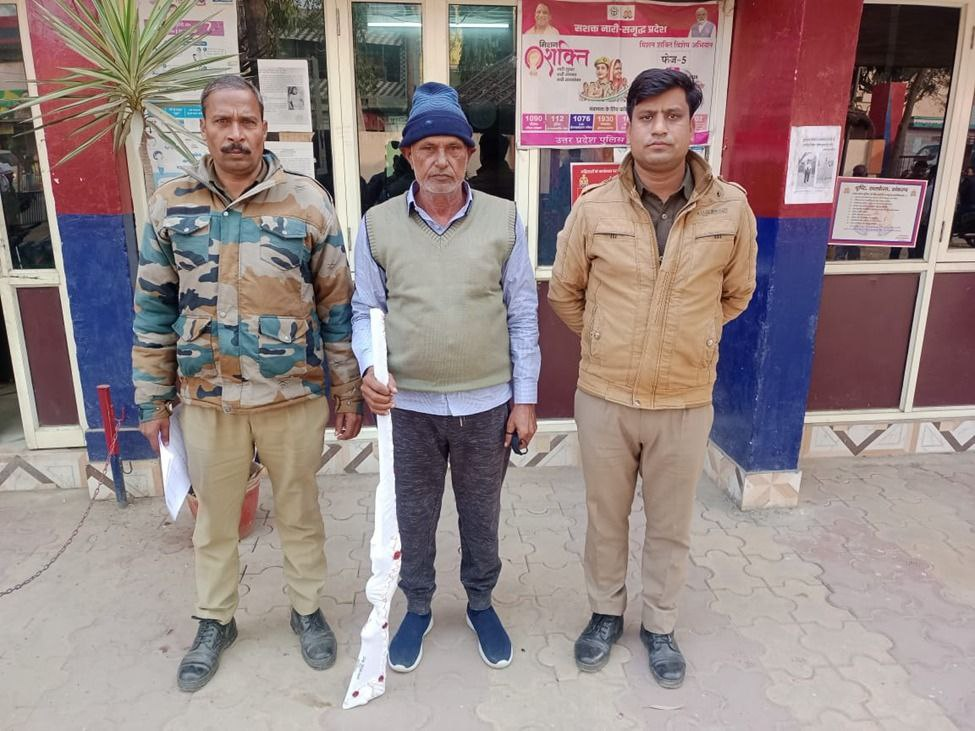 मेरठ: थाना परीक्षितगढ़ पुलिस ने मारपीट व फायरिंग मामले में आरोपी को बन्दूक सहित किया गिरफ्तार