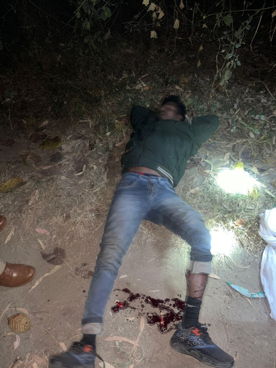 मेरठ में पुलिस मुठभेड़ में दो पशु चोरों के पैर में लगी गोली, चार गिरफ्तार