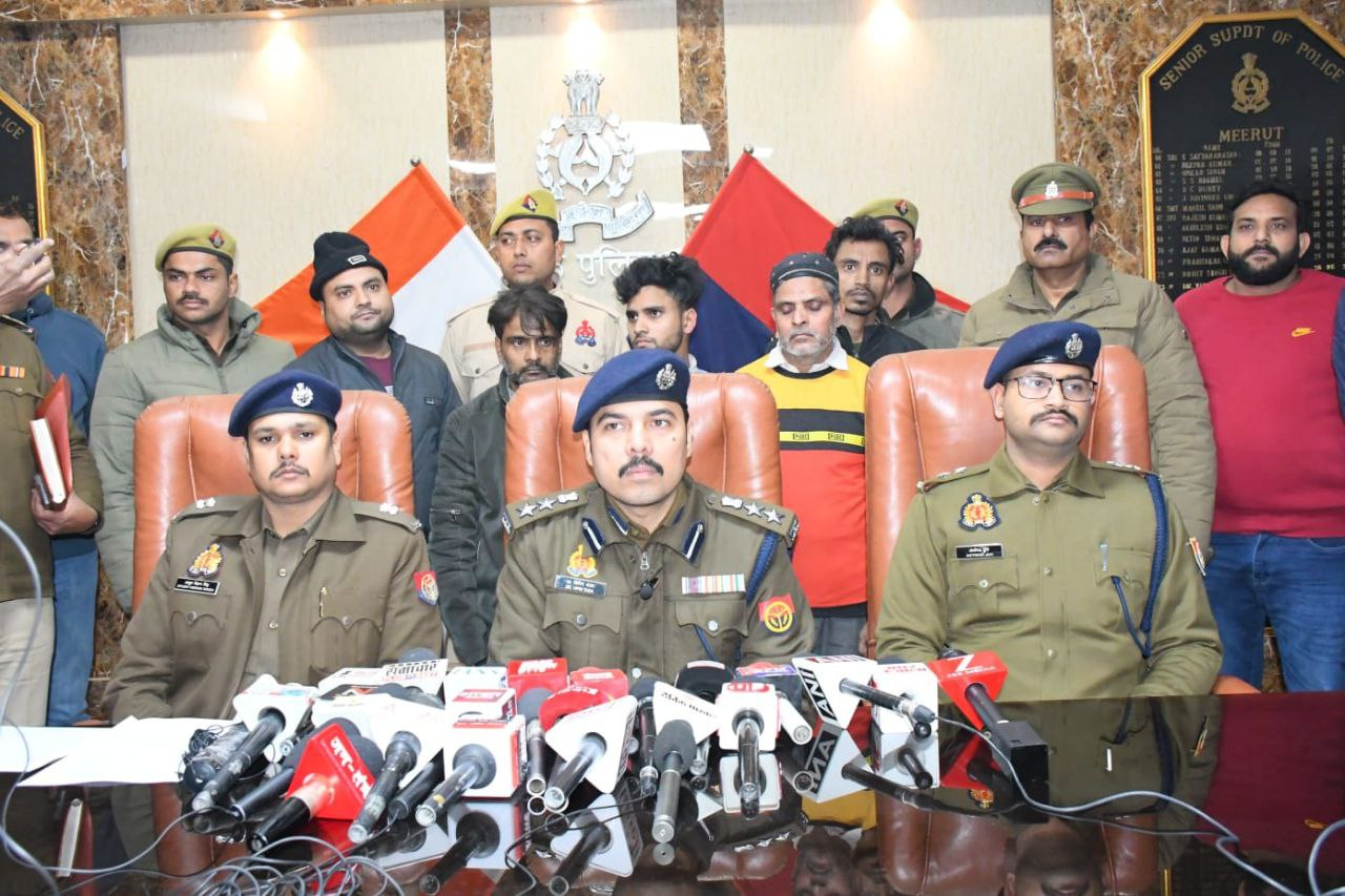 मेरठ पुलिस की बड़ी कार्रवाई: फर्जी ब्रांडेड गैस चूल्हा निर्माण गिरोह के 5 सदस्य गिरफ्तार