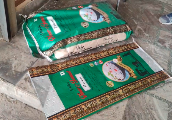 मुजफ्फरनगर में हरियाणा के ब्रांड का नकली चावल बेच गया मेरठ का दलाल, व्यापारियों में मचा हड़कंप